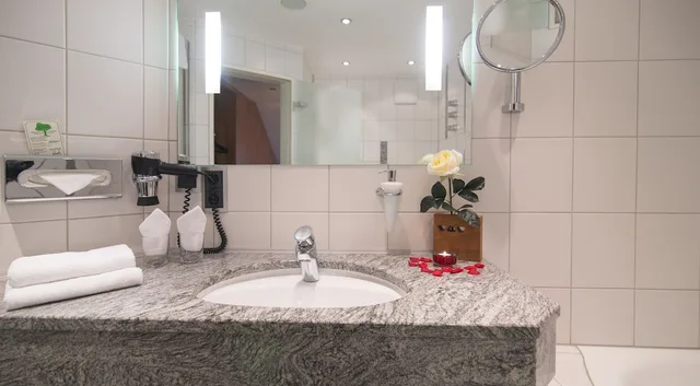 غرفة بزنس كومفورت بسريرين منفصلين، Hotel Vierjahreszeiten Iserlohn 4/4