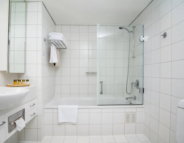 1 Bedroom, Spencer, Suite, King Bed، The Spencer On Byron Hotel 2/2