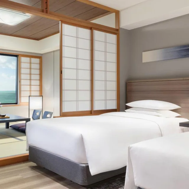 غرفة بسريرين منفصلين بإطلالة على البحر بأرضية تاتامي، Nanki-Shirahama Marriott Hotel 2/7