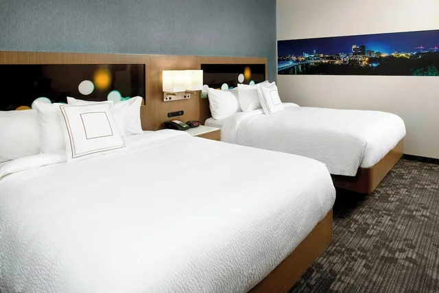 Basic, Single, 2 Queen Beds, Accessible، COURTYARD AKRON DOWNTOWN 1/2