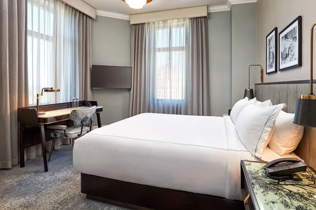 جناح جونيور بسرير كينج، The Citizen Hotel Autograph Collection 2/4