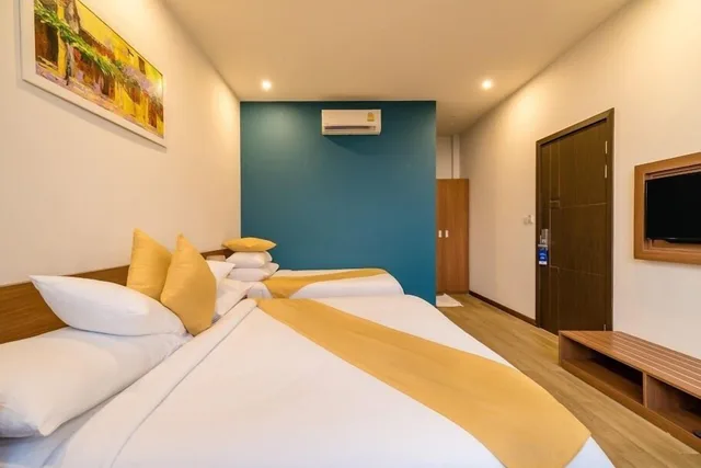 1 Bedroom, Deluxe, Triple, 1 Queen and 1 Single Bed, Hoi An Majestic Villa 6/10