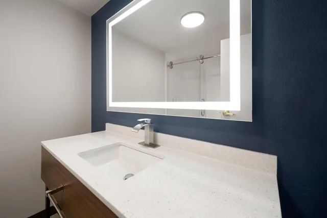 استوديو ديلوكس بسرير كينج، Wingate by Wyndham Dublin Near Claytor Lake State Park 4/6