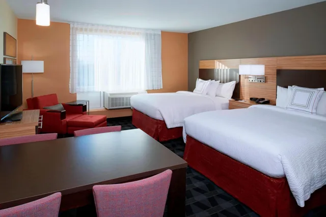 استوديو بسرير كوين، Towneplace Suites By Marriott Grand Rapids Airport 1/7