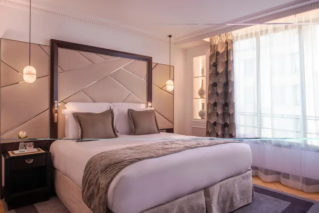 Prestige Eiffel H، L Hotel du Collectionneur Paris 1/3