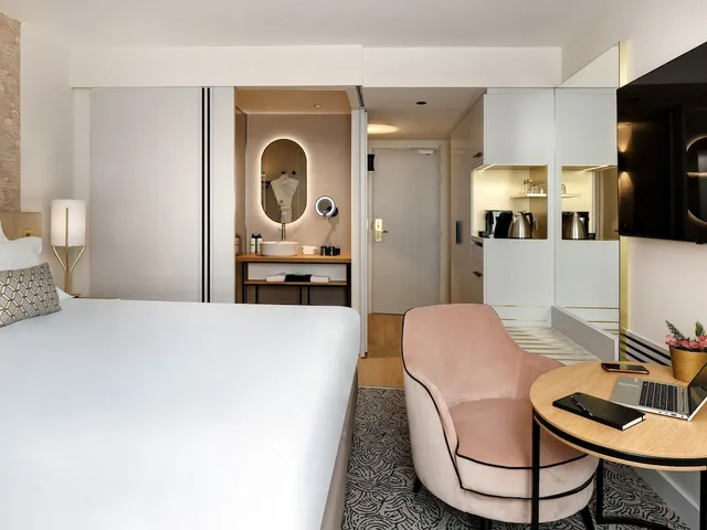 غرفة ديلوكس بسرير كينج، Pullman Montpellier Centre 8/10