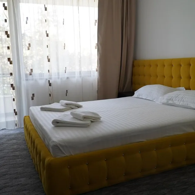 غرفة سوبيريور بسرير مزدوج بشرفة، Hotel Siret 4/10