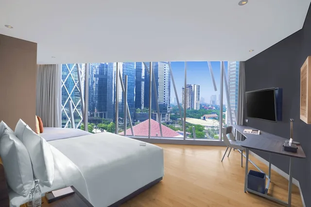 Premium, King Bed, City View, Discovery SCBD 3/5