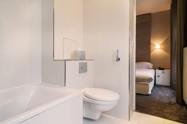 غرفة سوبيريور بسرير كوين، Hotel Chambellan Morgane 5/6