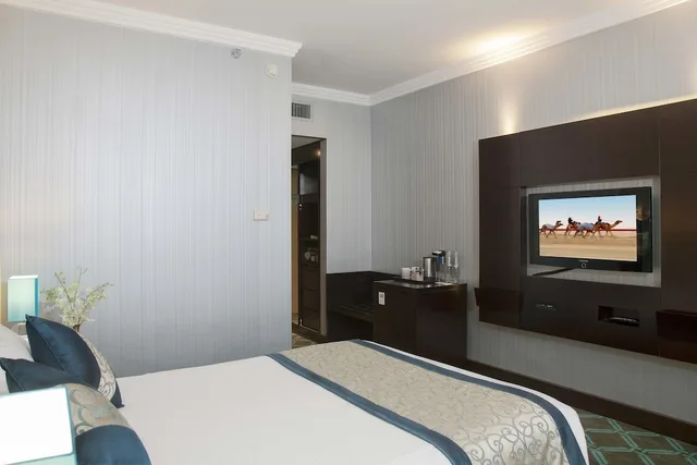 Deluxe King, Novel Hotel City Center 6/8