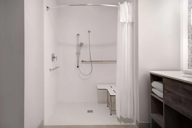 استوديو بسرير كينج مع أريكة لذوي الإعاقة، Homewood Suites By Hilton Lexington Hamburg 4/4