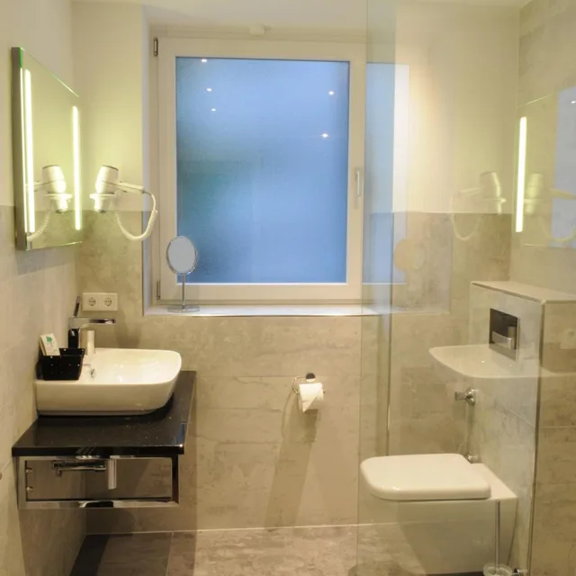 غرفة ثلاثية، Villa Westend Hotel An Der Messe GMBH 5/6