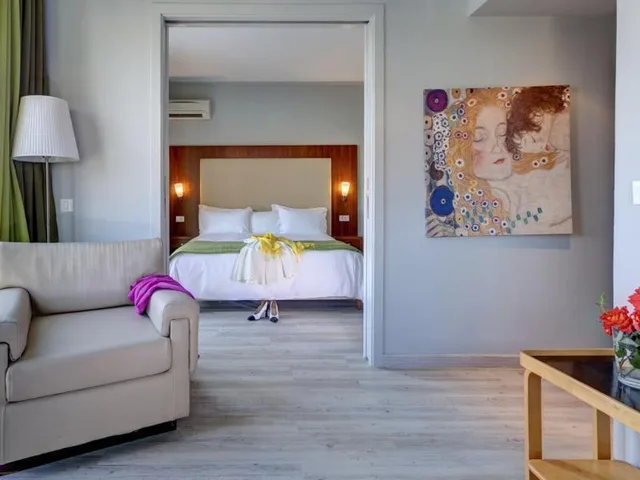 Superior, Triple, Polis Grand Hotel 1/1