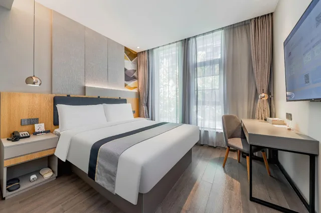 جناح، Home Inn Selected (Shanghai Raffles, North Bund) 1/2
