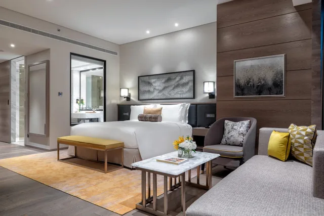 Suite, Double Bed, Taj Jumeirah Lakes Towers 1/1