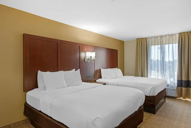 جناح بسريرين كوين، Comfort Suites Savannah Gateway I-95 9/10