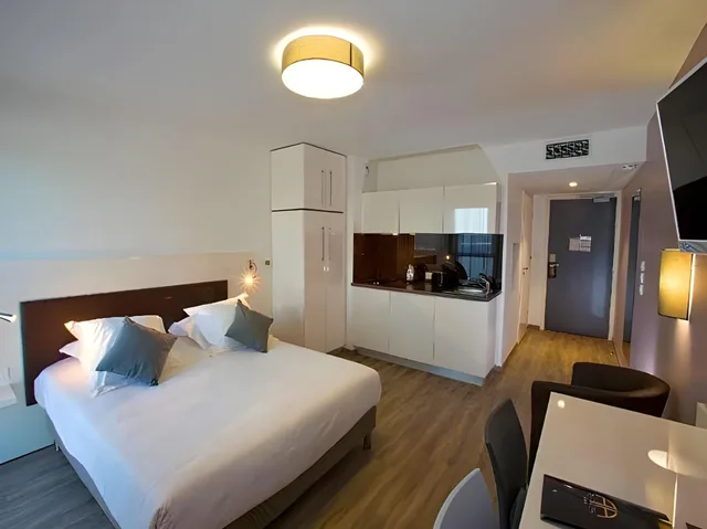 جناح متصل بسرير كوين وسريرين منفصلين، All Suites Appart Hotel Bordeaux Pessac 1/1