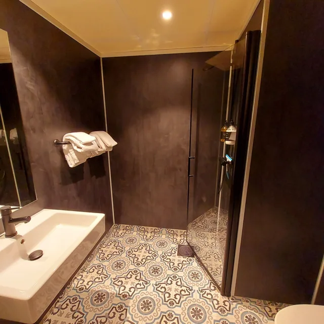 غرفة قياسية ثلاثية بسرير كوين مع أريكة، Hovdestoylen Hotell And Lodge 2/2