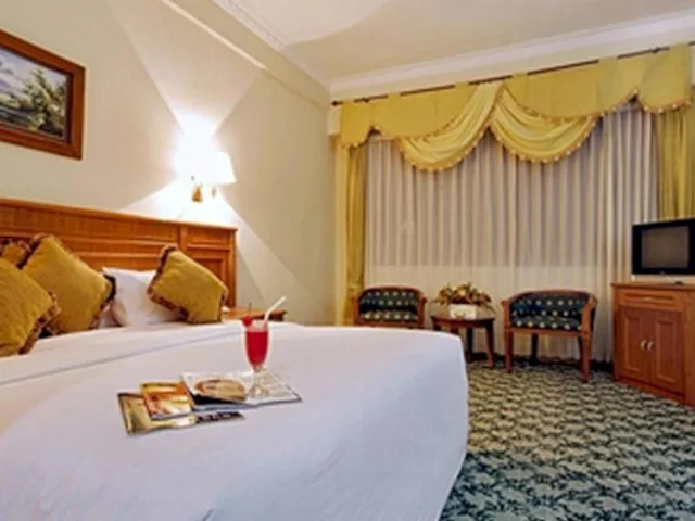 Deluxe, King Bed, Queen Bed, Madani Hotel Medan 1/1