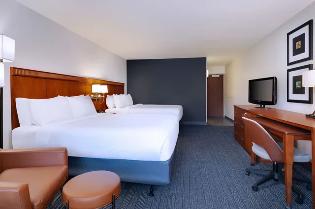 غرفة بسريرين كوين، Courtyard by Marriott Tampa North/I-75 Fletcher 6/10