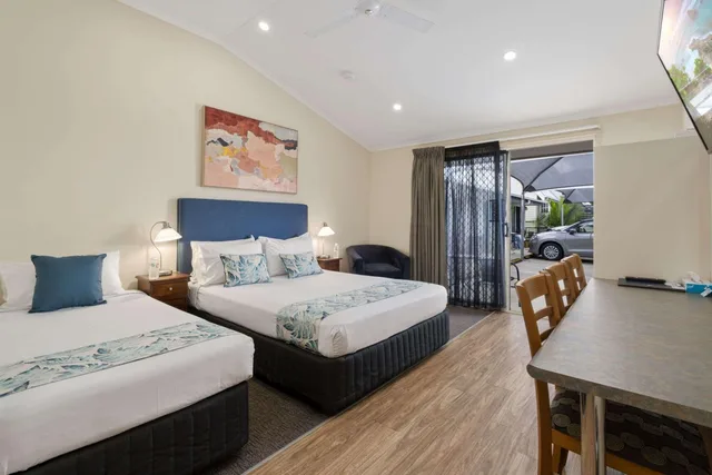 غرفة ديلوكس ثلاثية، Caboolture Central Motor Inn 2/8