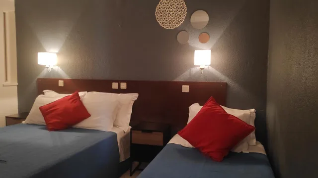 غرفة ثلاثية، Alnacir 7/10