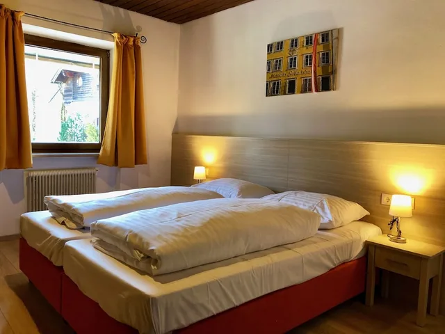 2 Bedrooms, Apartment, 1 Double and 1 Single Bed, Hotel Schoene Aussicht 1/6