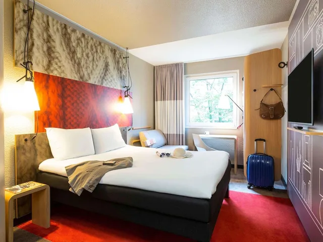 Standard, Double Bed, Garden Side، IBIS HAMBURG ST PAULI MESSE 3/10