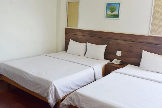 غرفة بانورامية ثلاثية بسرير كوين وسرير فردي، Ly Ky Hotel 2/4