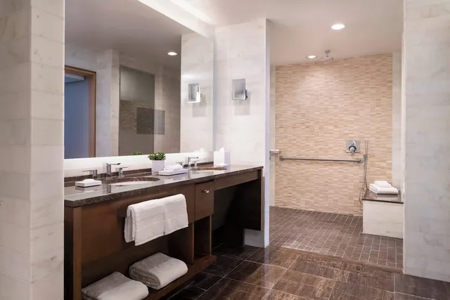 جناح تنفيذي بسرير مزدوج، THE RITZ-CARLTON LOS ANGELES 9/10