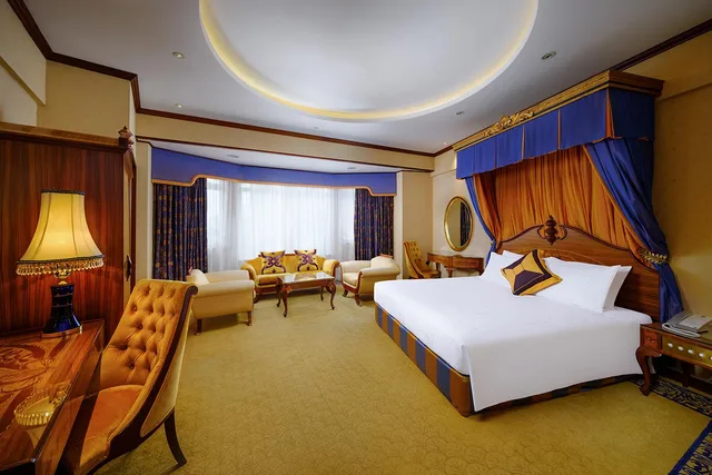 Tower, Double Bed, Lisboa Hotel Macau 1/1