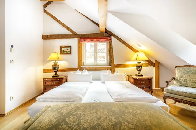Suite, King Bed, Bohemian Hotel 2/6