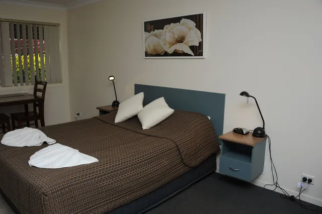 جناح تنفيذي بسرير كوين، Sun Valley Motel Biloela 1/2