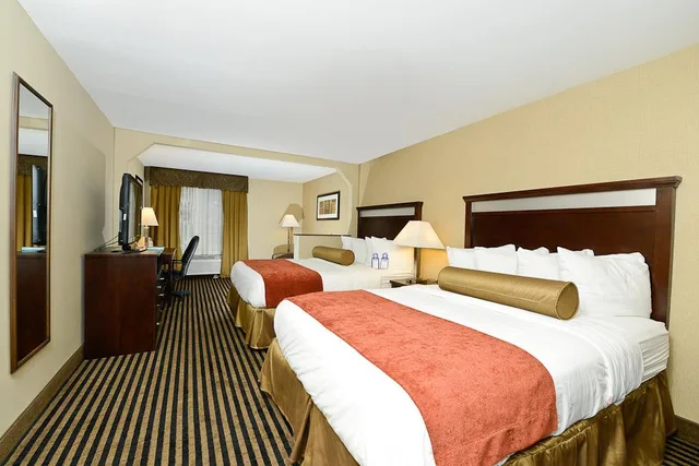 غرفة بسريرين كوين، Best Western Plus Prairie Inn 2/8