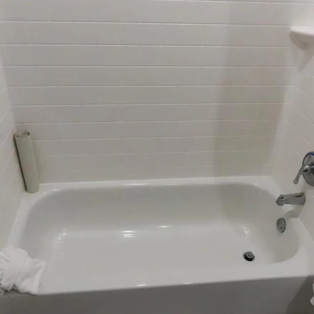 Room, King Bed, Bathtub, Accessible, Best Western Heritage Inn & Suites 4/7