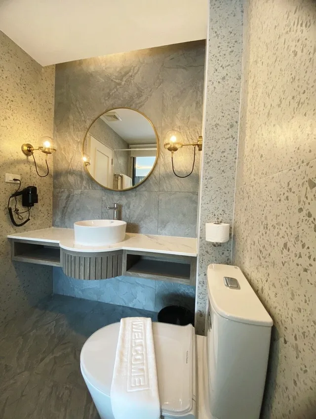 استوديو مريح بسرير كوين، R2 Hotel Chiangmai 5/5