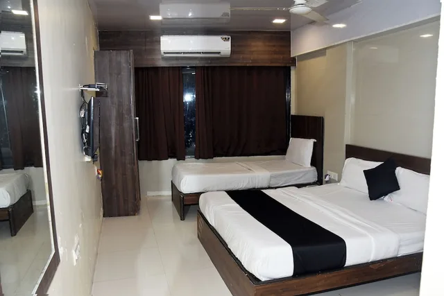 Standard, Double Bed, Kamran Residency 2/10