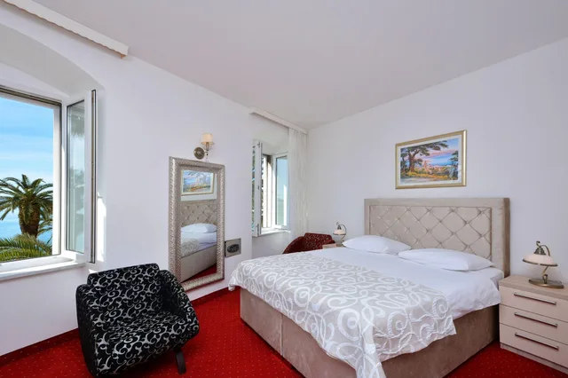 غرفة سوبيريور بإطلالة على البحر، Hotel Adriana 3/6