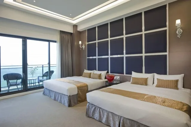 غرفة ديلوكس رباعية بسريرين مزدوجين بإطلالة على البحيرة، Renyi Lake Hotel 1/5