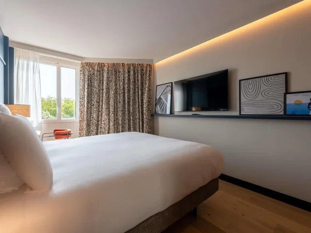 غرفة بسرير مزدوج، Mercure La Rochelle Vieux Port Sud 1/9