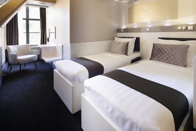 غرفة قياسية بسريرين منفصلين، Hotel CC 1/5