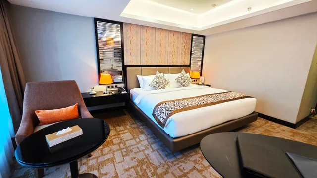 غرفة ديلوكس بسرير مزدوج، Grand Sylhet Hotel & Resort 2/2