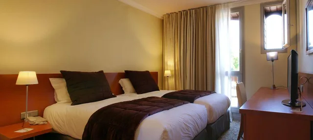 غرفة كومفورت بسريرين منفصلين، Best Western La Gentilhommiere 2/2
