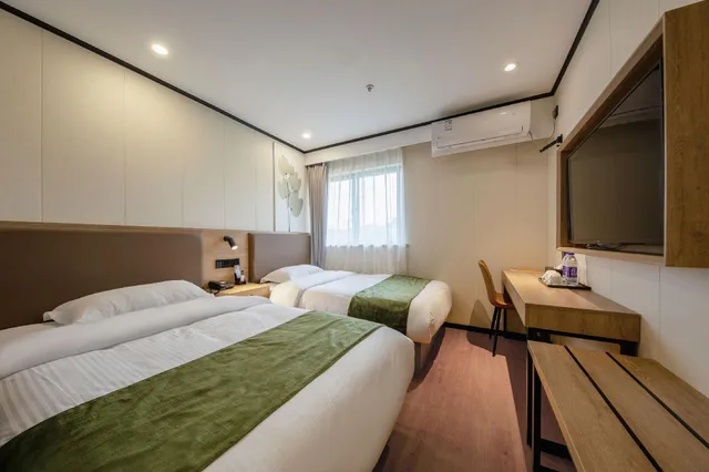 غرفة بزنس بسريرين منفصلين، GreenTree Inn Shanghai Minhang Jindu Road Express Hotel 2/2