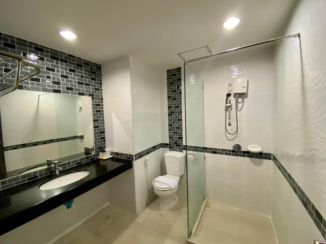غرفة سوبيريور ثلاثية، Embryo Hotel 9/9