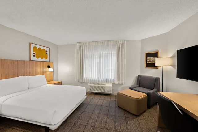 استوديو بسرير كوين لذوي الإعاقة، Sonesta Simply Suites Jersey City 1/4