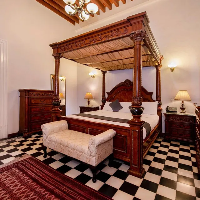 جناح ديلوكس بسرير كينج، Hotel Senorial 5/7