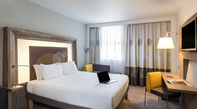 غرفة قياسية بسرير مزدوج، Novotel Hannover 4/7
