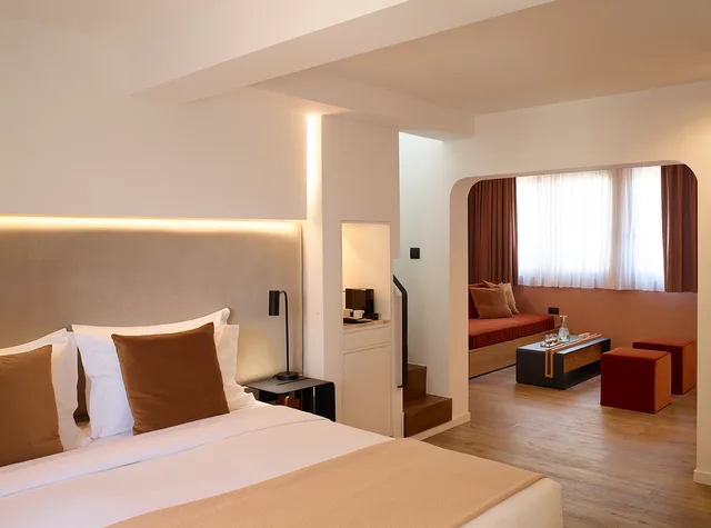 Suite, The Marblous Athens 1/1