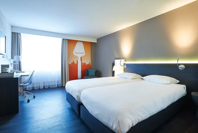 غرفة قياسية بسريرين منفصلين، Postillion Hotel Dordrecht 2/4